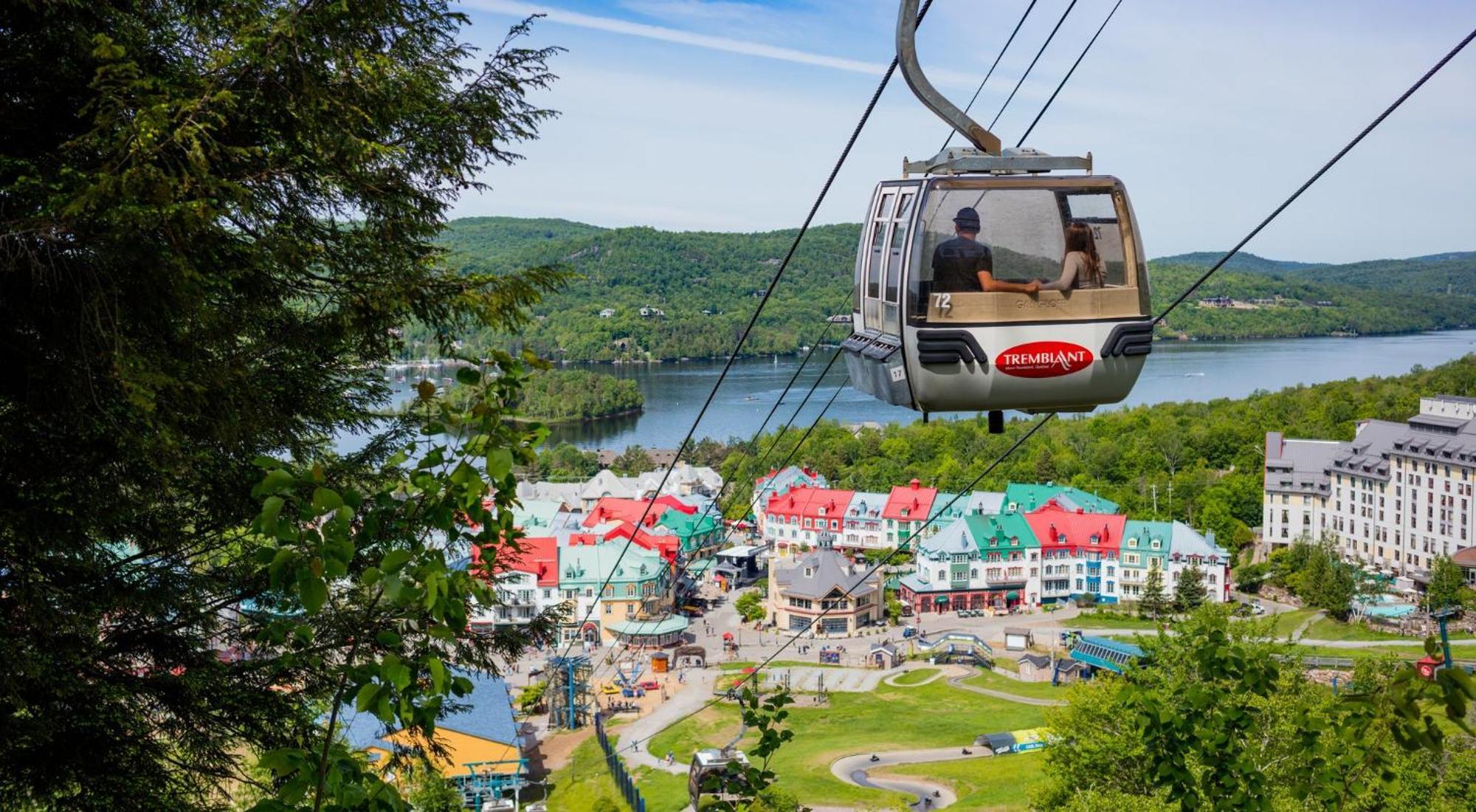 Holiday Inn Express & Suites Tremblant, An Ihg Hotel Mont-Tremblant Exterior photo